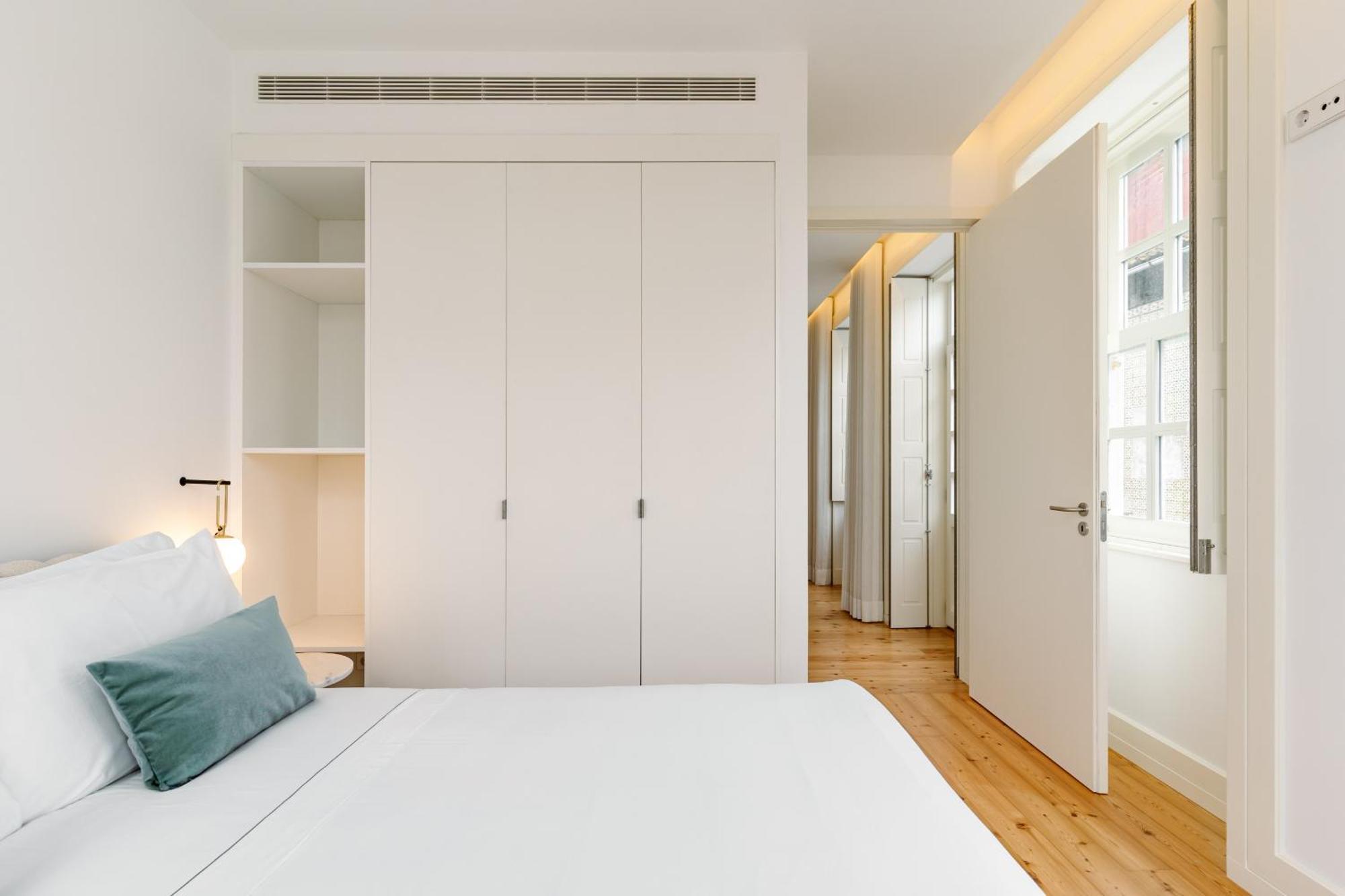 Appartement Feel Porto Clerigos Charm Flats Extérieur photo
